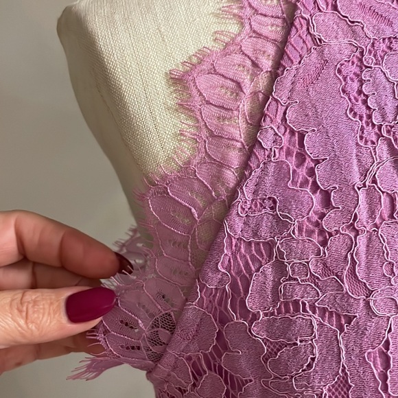 Women’s summer lace halter top sleeveless mock neck eyelash finishMed lilac - Picture 5 of 12